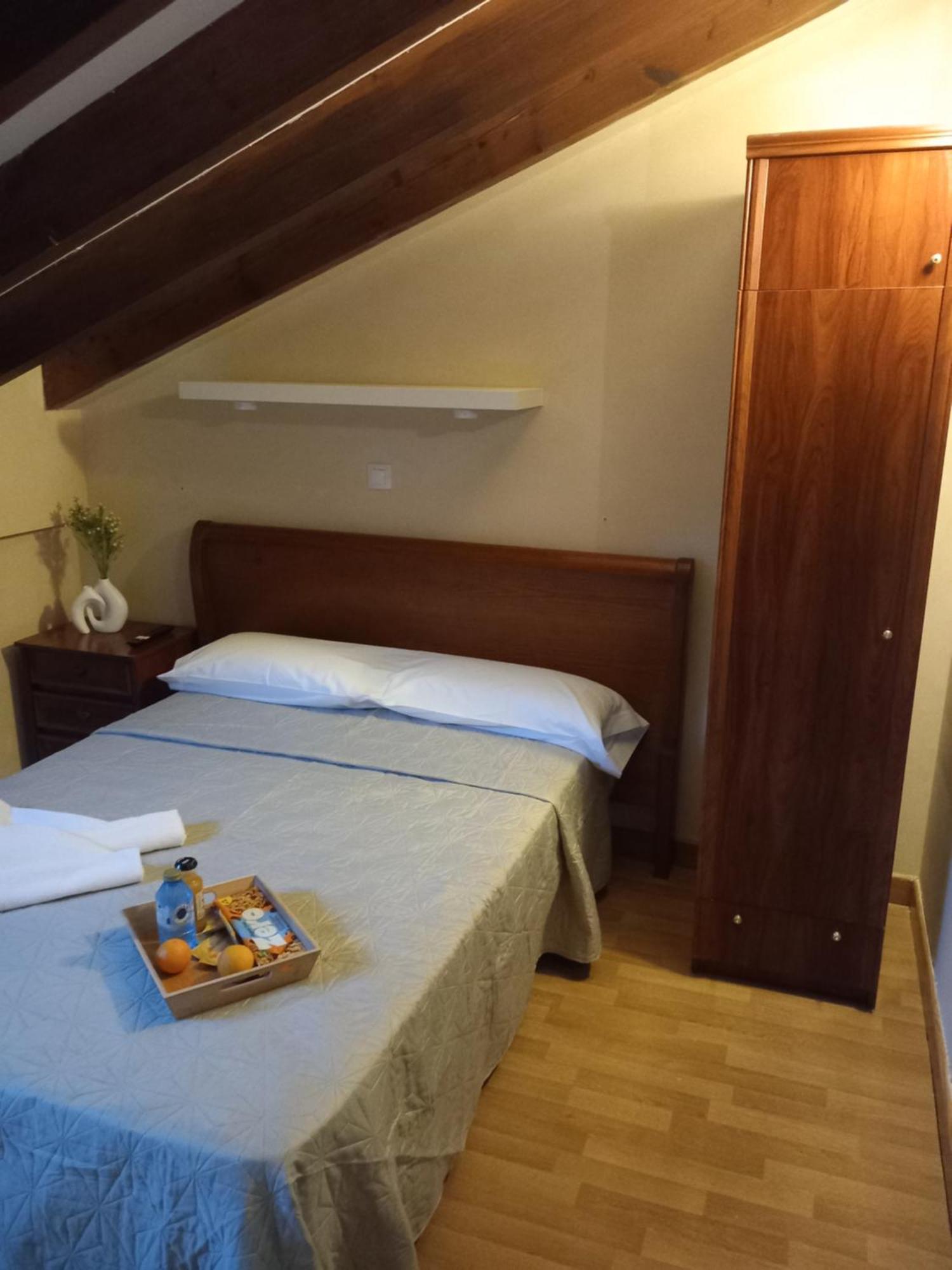 Hosteria Rio Negro Bárcena de Cicero Екстериор снимка