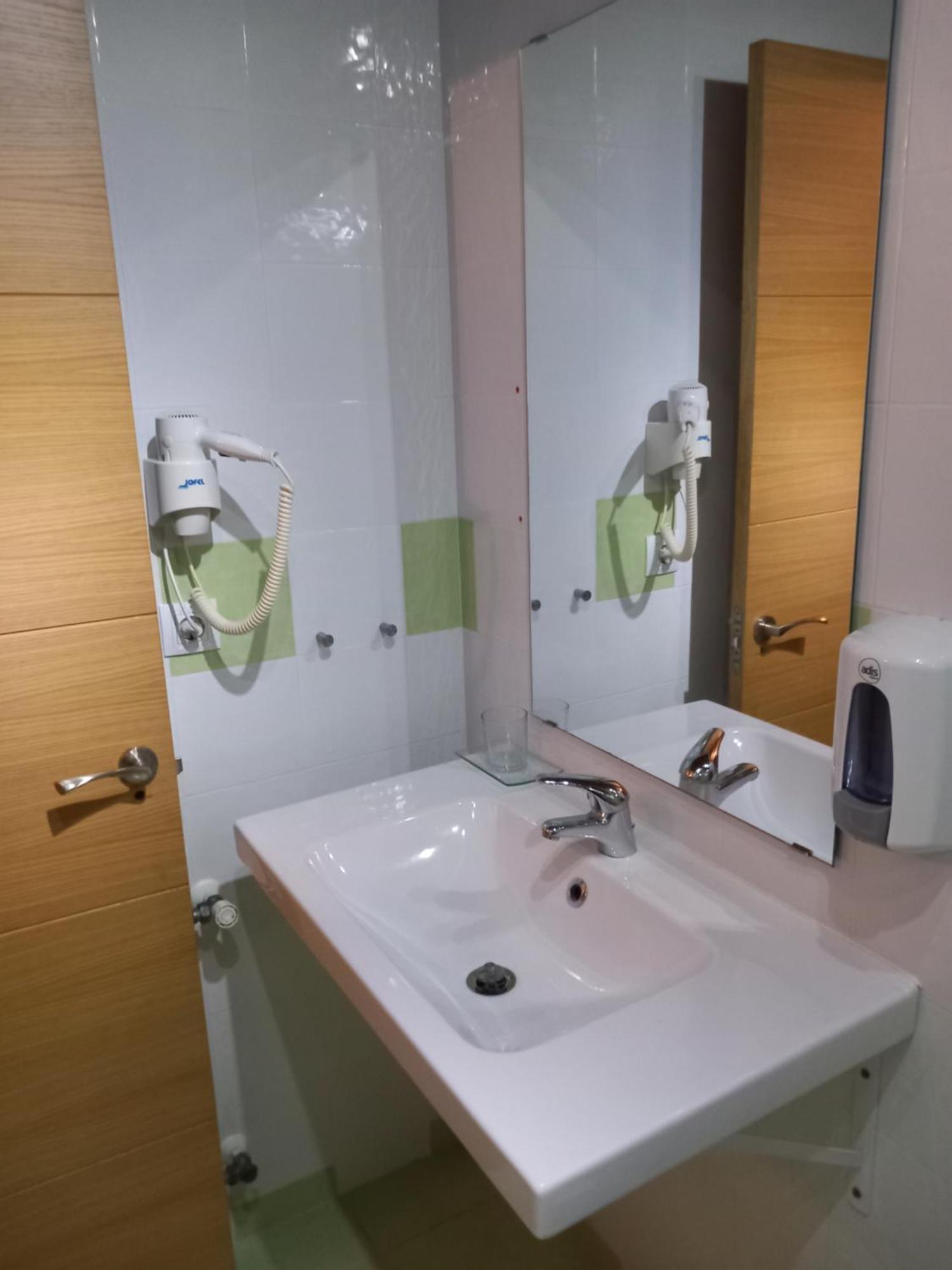 Hosteria Rio Negro Bárcena de Cicero Екстериор снимка